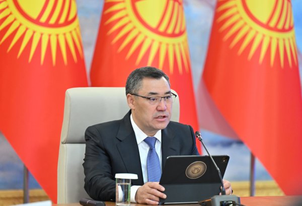 Azərbaycan Prezident İlham Əliyevin rəhbərliyi ilə təsirli nailiyyətlər nümayiş etdirir - Japarov