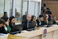 Ermənistan vətəndaşlarının şikayətləri üzrə apellyasiya məhkəməsində hakimlər kollegiyası müşavirəyə gedib (FOTO)