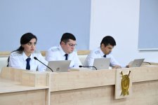 Ermənistan vətəndaşlarının şikayətləri üzrə apellyasiya məhkəməsində hakimlər kollegiyası müşavirəyə gedib (FOTO)