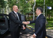 Prezident İlham Əliyevin Çolpon-Ata şəhərində rəsmi qarşılanma mərasimi olub (FOTO/VİDEO)
