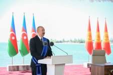 Prezident İlham Əliyev və Prezident Sadır Japarov mətbuata bəyanatlarla çıxış ediblər (FOTO/VİDEO) (YENİLƏNİB)