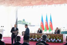 Azərbaycan ilə Qırğızıstan arasında imzalanmış sənədlər mübadilə edilib (FOTO/VİDEO)
