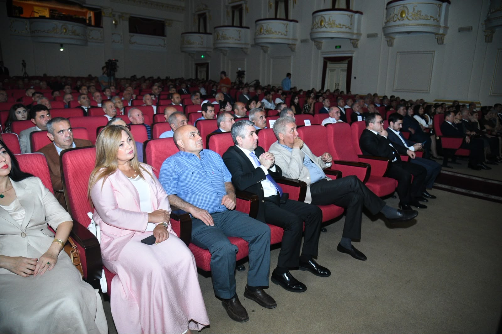 Professor İsfəndiyar Ağayevin “Cinayət hüququ. Ümumi hissə” kitabının təqdimatı keçirilib (FOTO)