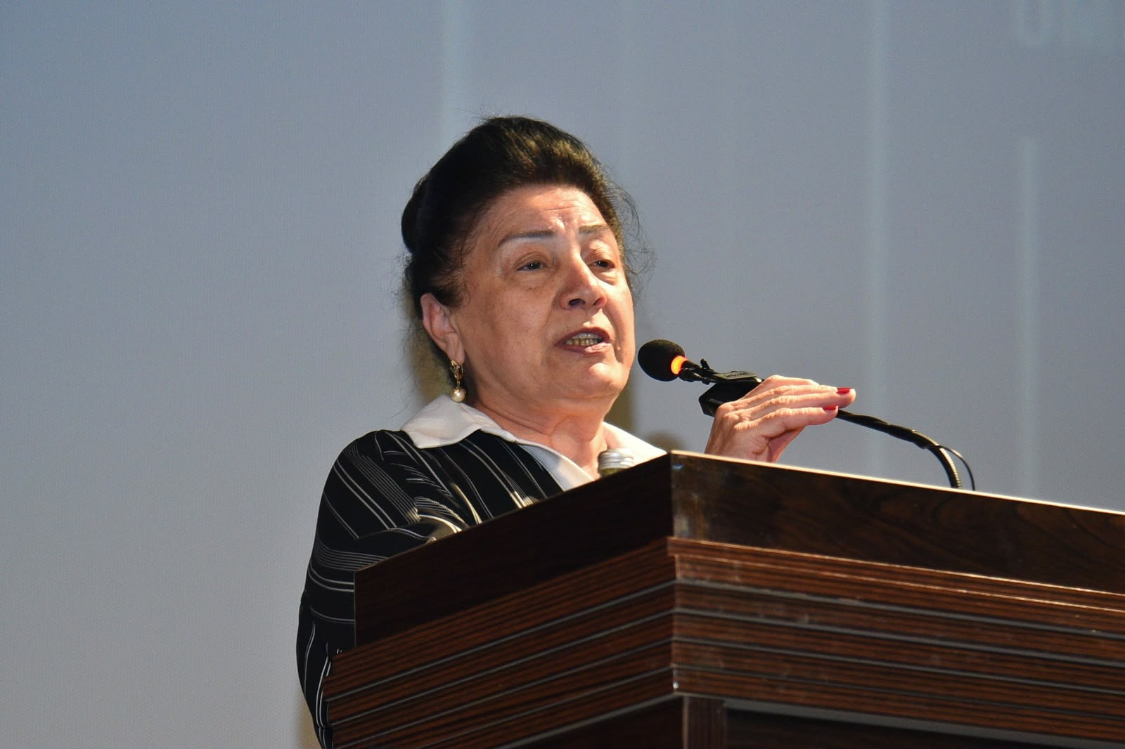 Professor İsfəndiyar Ağayevin “Cinayət hüququ. Ümumi hissə” kitabının təqdimatı keçirilib (FOTO)