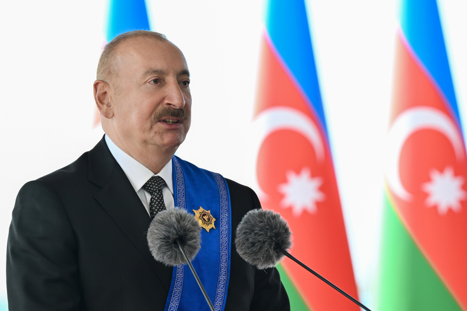 Prezident İlham Əliyev və Prezident Sadır Japarov mətbuata bəyanatlarla çıxış ediblər (FOTO/VİDEO) (YENİLƏNİB)