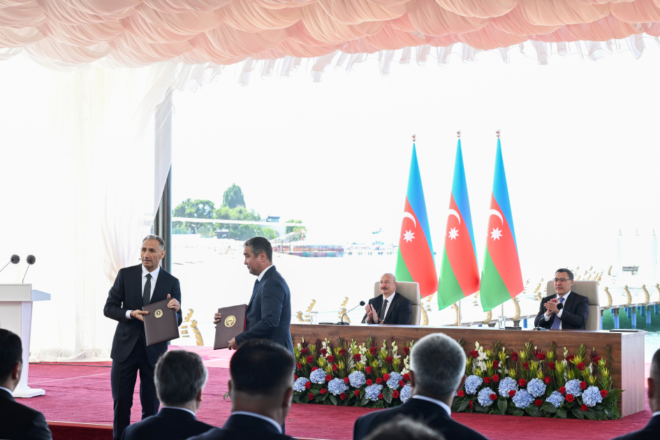 Azərbaycan ilə Qırğızıstan arasında imzalanmış sənədlər mübadilə edilib (FOTO/VİDEO)