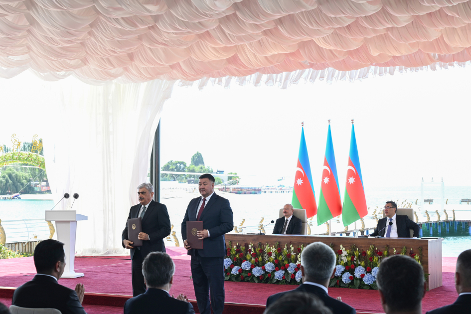 Azərbaycan ilə Qırğızıstan arasında imzalanmış sənədlər mübadilə edilib (FOTO/VİDEO)