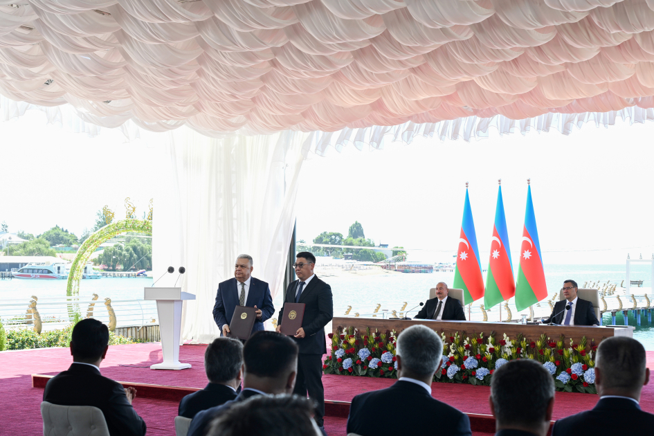 Azərbaycan ilə Qırğızıstan arasında imzalanmış sənədlər mübadilə edilib (FOTO/VİDEO)