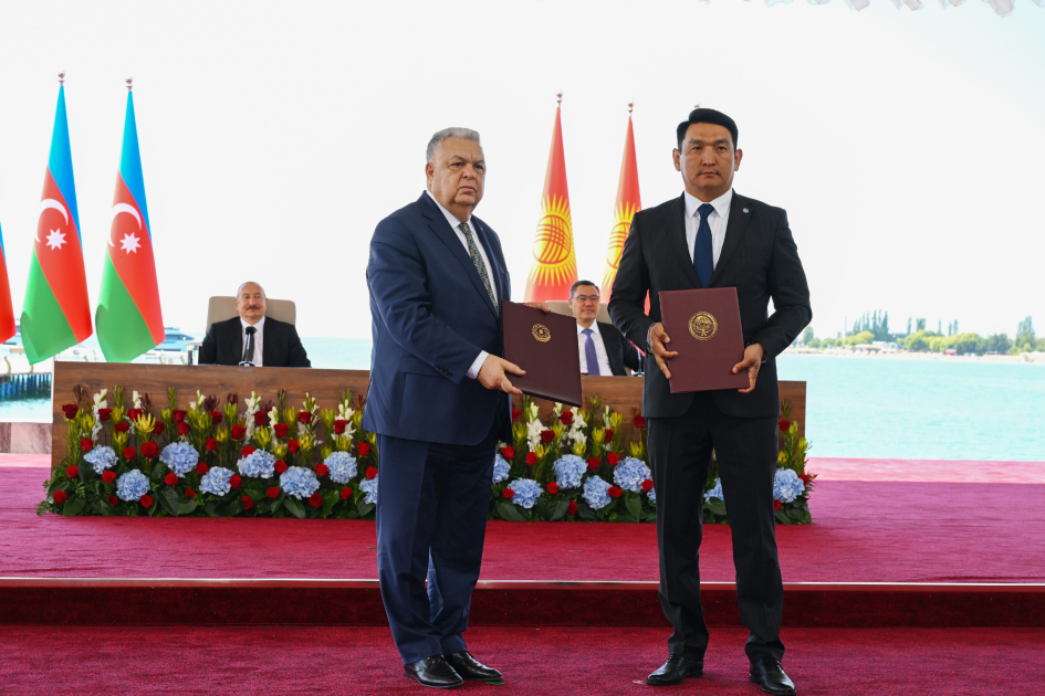 Azərbaycan ilə Qırğızıstan arasında imzalanmış sənədlər mübadilə edilib (FOTO/VİDEO)
