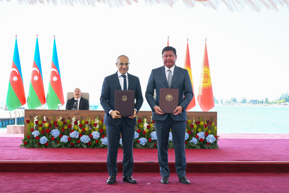 Azərbaycan ilə Qırğızıstan arasında imzalanmış sənədlər mübadilə edilib (FOTO/VİDEO)