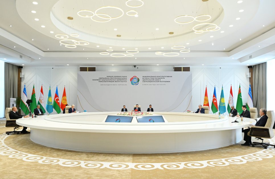 Prezident İlham Əliyev Çolpon-Ata şəhərində Azərbaycan və Mərkəzi Asiya ölkələrinin Dövlət Başçılarının qeyri-rəsmi görüşündə iştirak edib (FOTO)