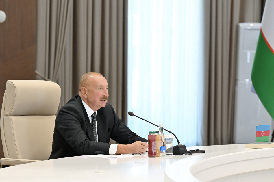 Prezident İlham Əliyev Çolpon-Ata şəhərində Azərbaycan və Mərkəzi Asiya ölkələrinin Dövlət Başçılarının qeyri-rəsmi görüşündə iştirak edib (FOTO)