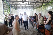 Elnur Rzayev Nabranda xüsusi qayğıya ehtiyacı olan uşaqları ziyarət edib (FOTO)