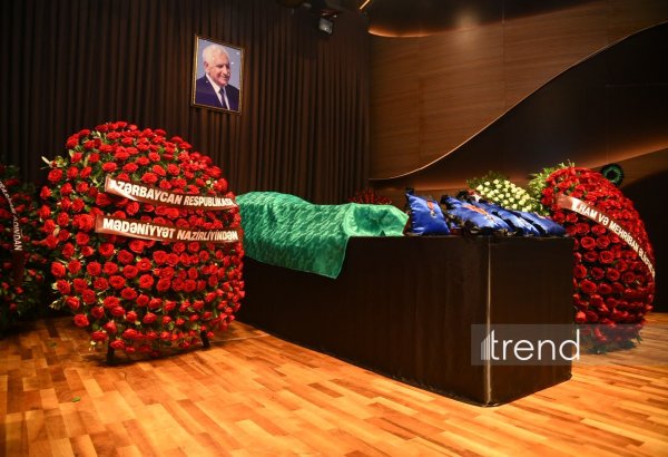 Görkəmli ədəbiyyat və mədəniyyət xadimi, Xalq şairi Nəriman Həsənzadə ilə vida mərasimi keçirilir (FOTO)