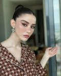 Məşhur türk aktrisası Özge Gürel “44” filminin baş rolunda (FOTO)