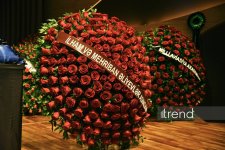 Görkəmli ədəbiyyat və mədəniyyət xadimi, Xalq şairi Nəriman Həsənzadə ilə vida mərasimi keçirilir (FOTO)
