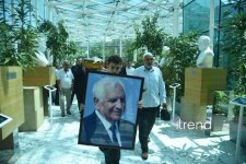 Görkəmli ədəbiyyat və mədəniyyət xadimi, Xalq şairi Nəriman Həsənzadə ilə vida mərasimi keçirilir (FOTO)