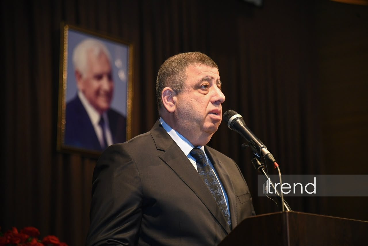 Görkəmli ədəbiyyat və mədəniyyət xadimi, Xalq şairi Nəriman Həsənzadə ilə vida mərasimi keçirilir (FOTO)