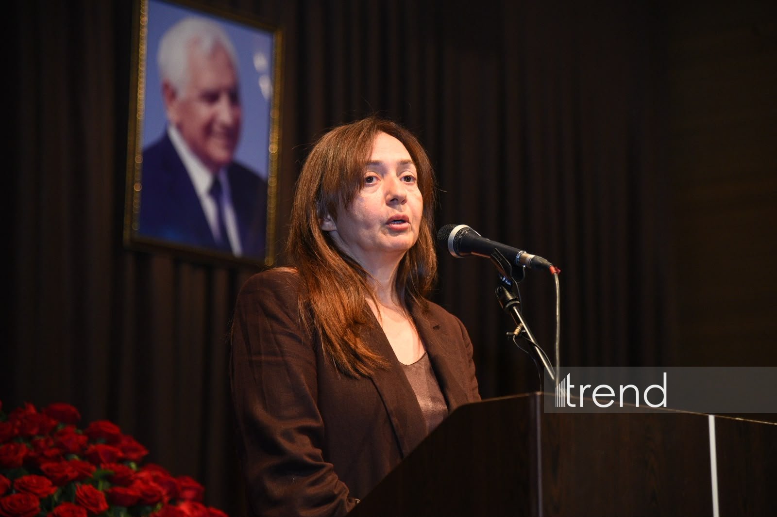 Görkəmli ədəbiyyat və mədəniyyət xadimi, Xalq şairi Nəriman Həsənzadə ilə vida mərasimi keçirilir (FOTO)