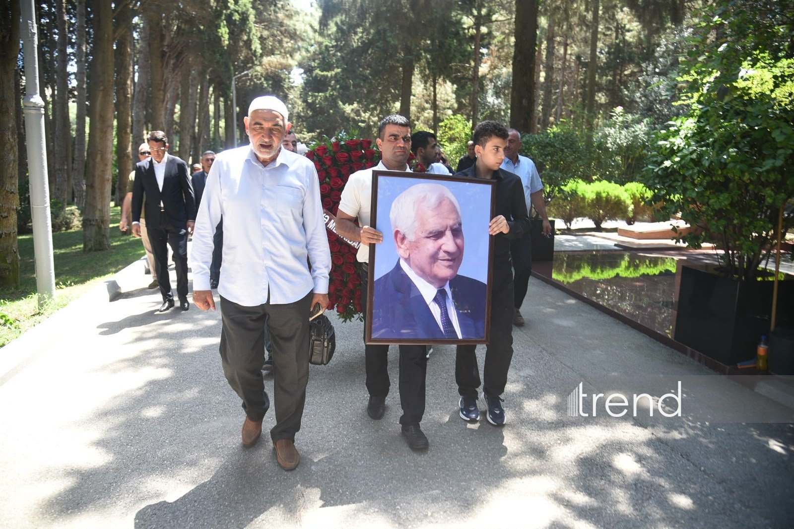Xalq şairi Nəriman Həsənzadə I Fəxri xiyabanda dəfn olunub (FOTO)