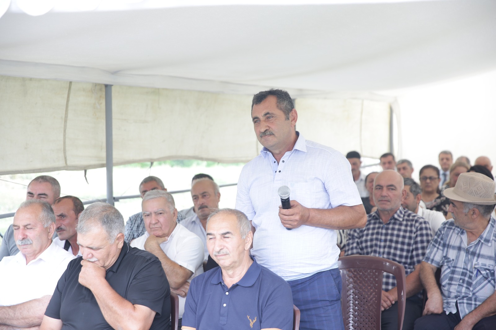 Xaçmazın Mürşüdoba kəndində sakinlərin müraciət və təklifləri dinlənilib (FOTO)