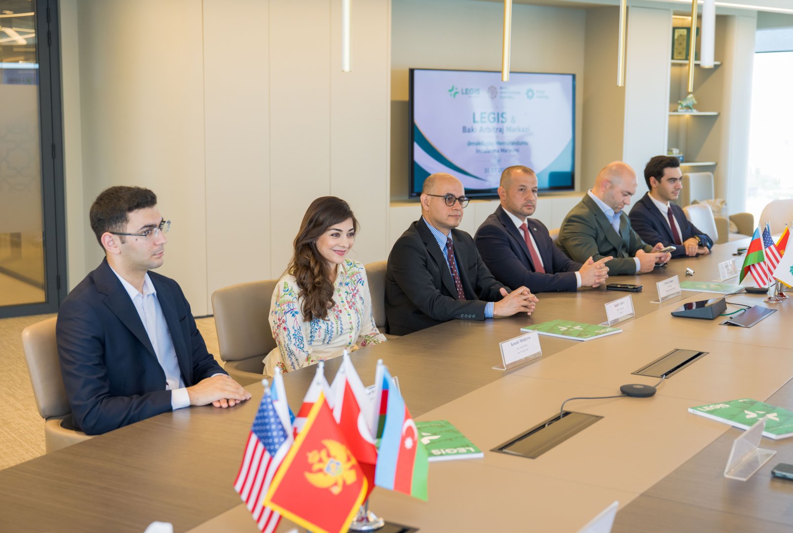 PAŞA Holding və Bakı Arbitraj Mərkəzi arasında “LEGIS Hüquq Forumu” layihəsi üzrə əməkdaşlığa dair Memorandum imzalandı (FOTO)
