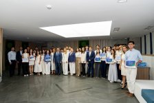UNEC-in 20 tələbəsi ABB-nin “Data və Süni İntellekt Sertifikasiya Proqramı”nı uğurla başa vurdu (FOTO)
