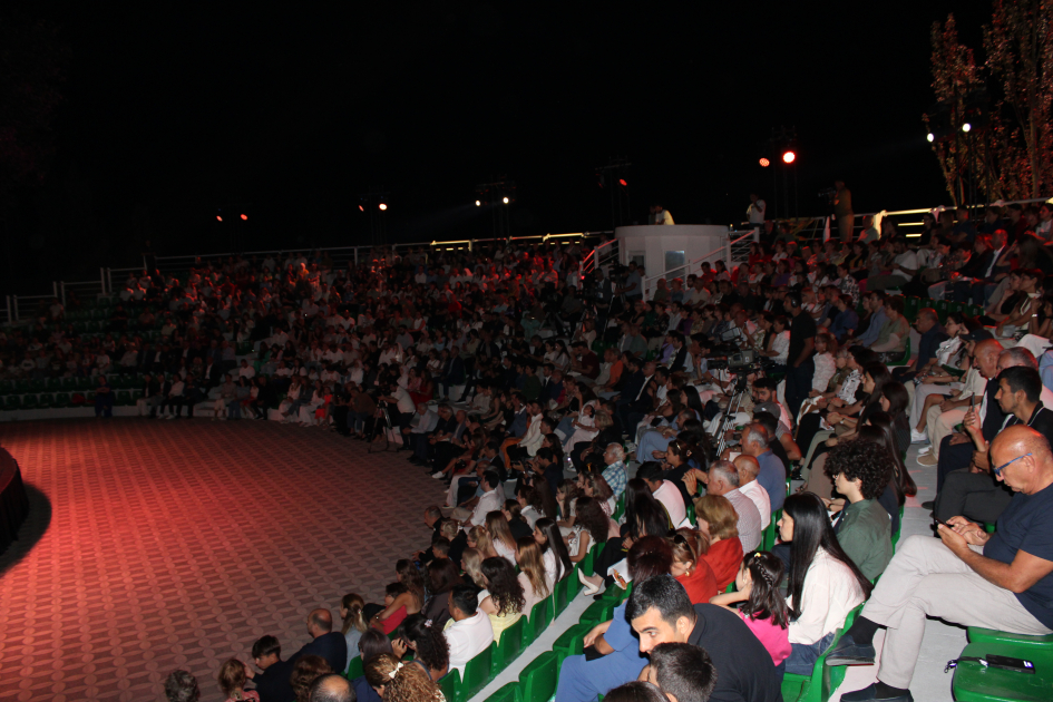XV Qəbələ Beynəlxalq Musiqi Festivalı başa çatıb (FOTO/VİDEO)