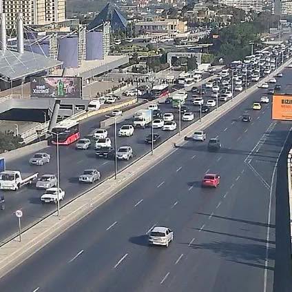 DİQQƏT: Bu yollarda tıxac var - SİYAHI (FOTO)