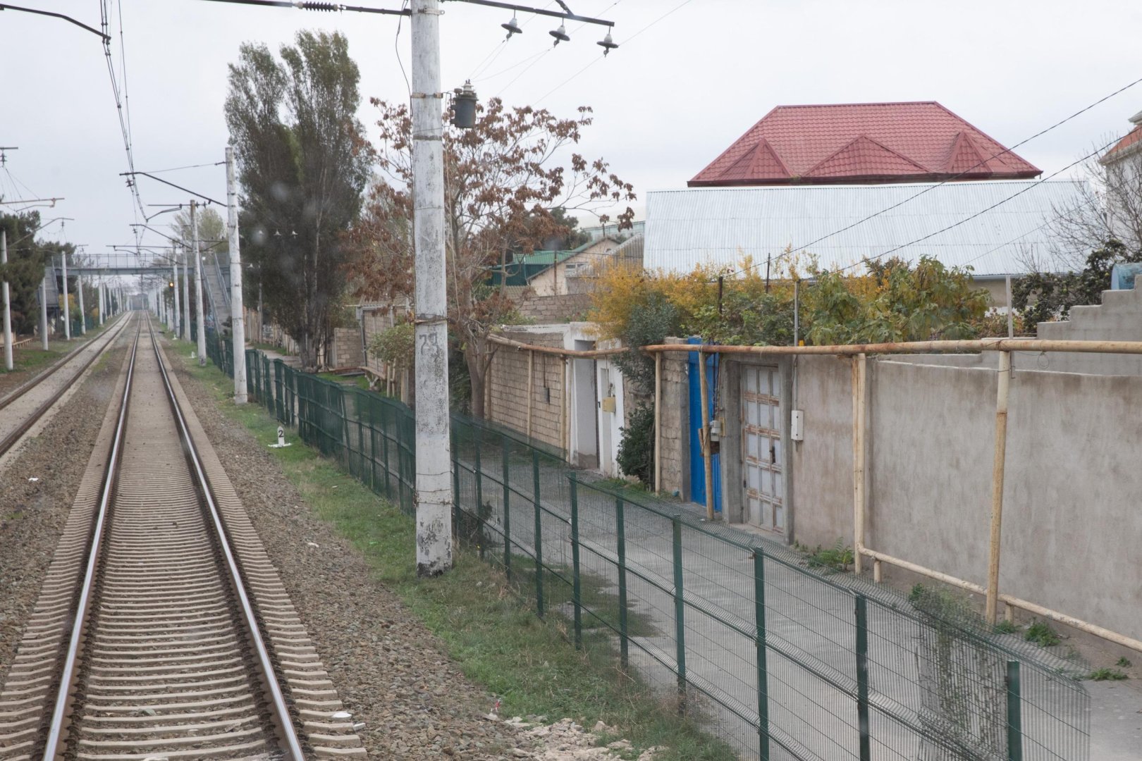 ADY dəmir yolunun təhlükəsizlik zonasında görüləcək tədbirləri açıqlayıb (FOTO)