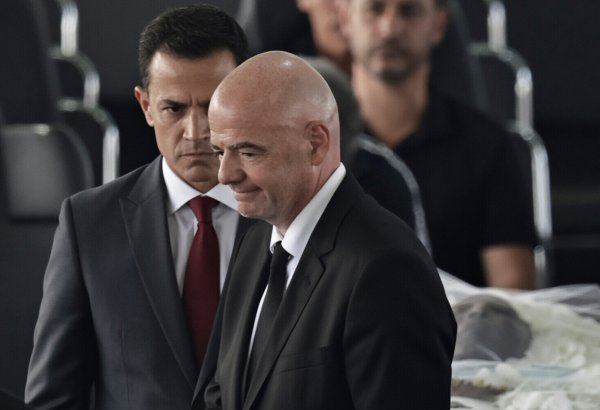 İnfantino FIFA-nın fövqəladə iclasını keçirəcək