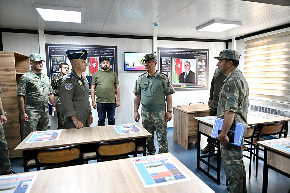 Zakir Həsənov HHM bölmələrinin hərbi infrastrukturuna baxış keçirib (FOTO/VİDEO)