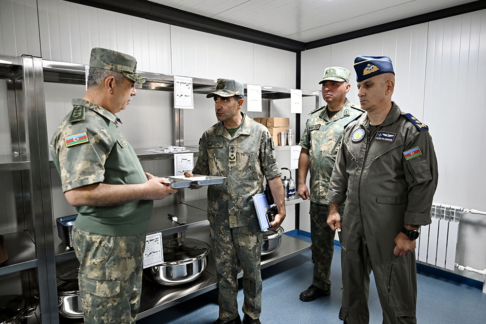 Zakir Həsənov HHM bölmələrinin hərbi infrastrukturuna baxış keçirib (FOTO/VİDEO)