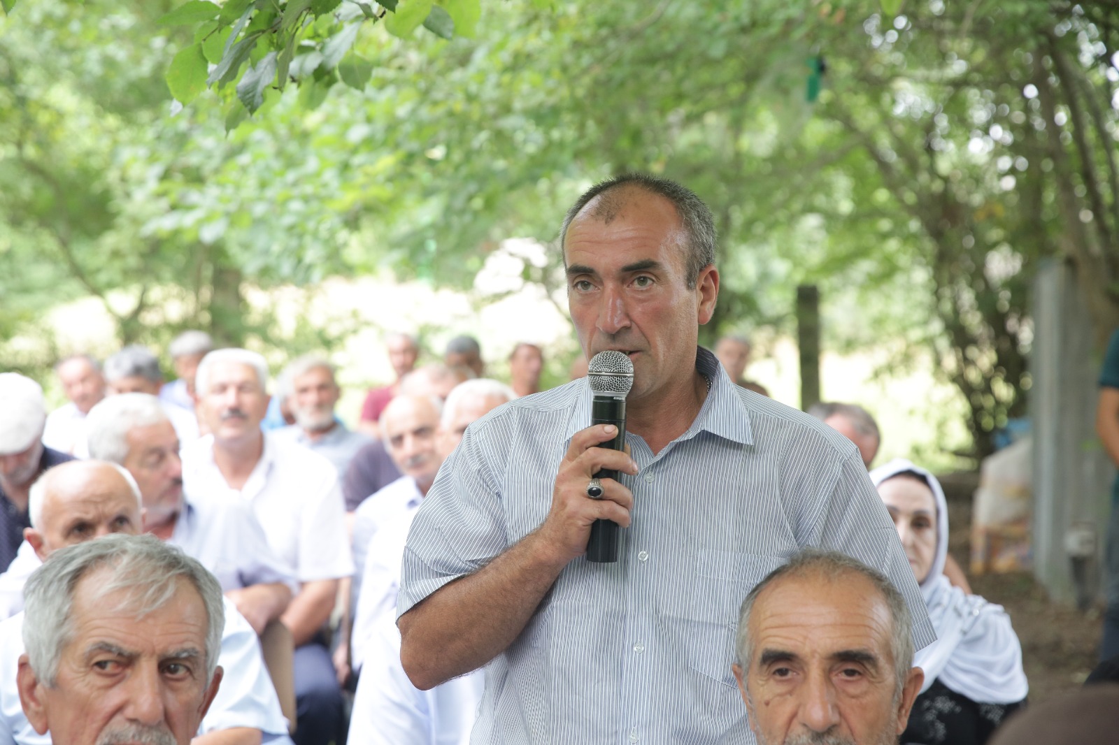 Xaçmazın Müşkür kəndində növbəti səyyar qəbul keçirilib (FOTO)