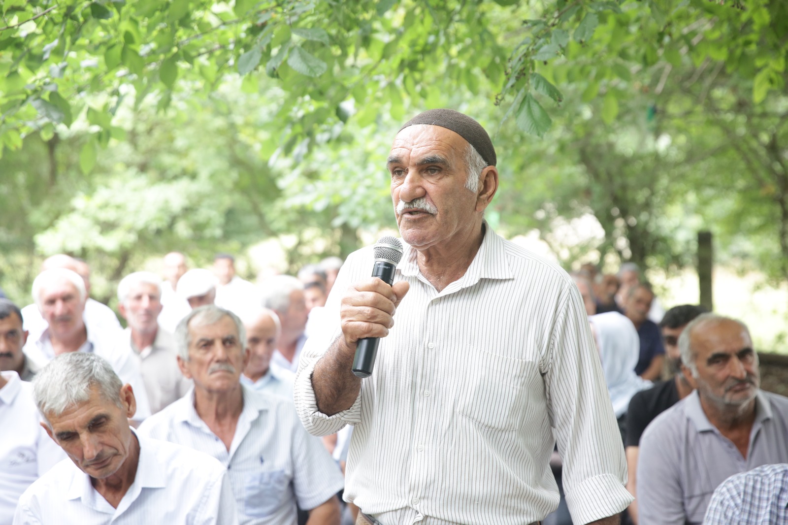Xaçmazın Müşkür kəndində növbəti səyyar qəbul keçirilib (FOTO)