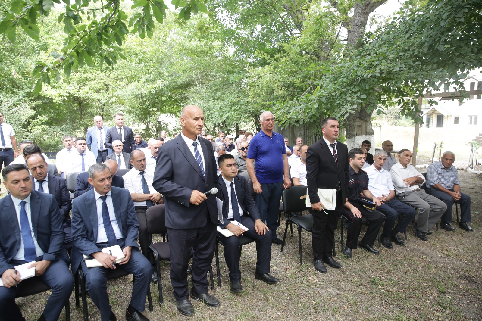 Xaçmazın Müşkür kəndində növbəti səyyar qəbul keçirilib (FOTO)