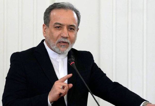 İran və Oman Hörmüz boğazı ilə əlaqədar anlaşmaya çox yaxındır – Əraqçi
