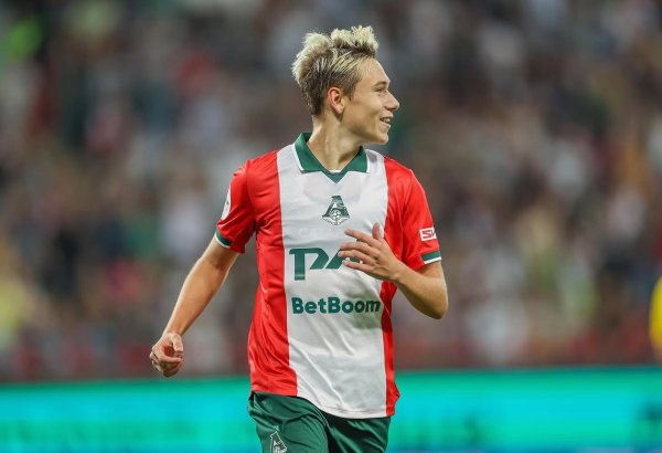 “Qalatasaray” rusiyalı futbolçunun transferi üçün “Lokomotiv”lə anlaşıb
