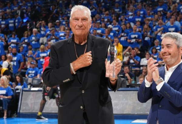 Beşqat NBA çempionu Don Nelson vəfat edib