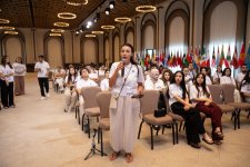 Azərbaycan gəncləri Azərbaycan Evlərinin fəaliyyəti ilə tanış olublar (FOTO)