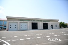 Prezident İlham Əliyev və Birinci xanım Mehriban Əliyeva Naxçıvanda elektrik mühərrikli yeni avtobuslara baxıb, dəmir yolu infrastrukturunda aparılan yenidənqurma işləri ilə tanış olublar (FOTO/VİDEO)