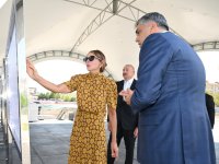 Prezident İlham Əliyev və Birinci xanım Mehriban Əliyeva “Naxçıvan” Mehmanxana Kompleksinin təməlqoyma mərasimində iştirak ediblər (FOTO)