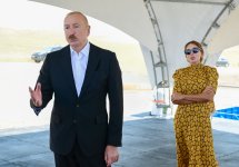 Prezident İlham Əliyev və Birinci xanım Mehriban Əliyeva Naxçıvan Sənaye Parkının təməlqoyma mərasimində iştirak ediblər (FOTO/VİDEO)