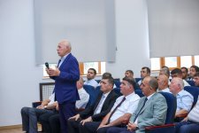Sahibkarlarla növbəti görüş Kürdəmir rayonunda təşkil olunub (FOTO)