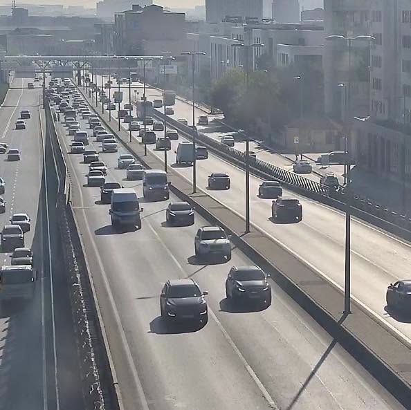 DİQQƏT: Bu yollarda tıxac var - SİYAHI (FOTO)