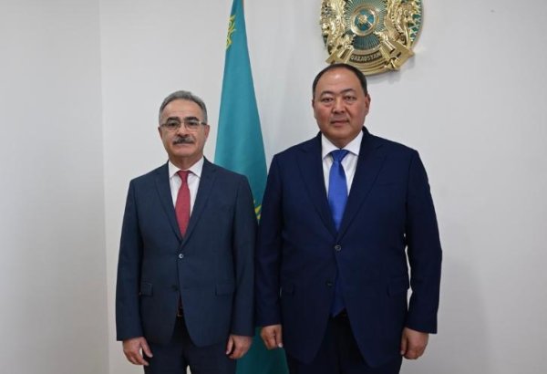 Qazaxıstan XİN rəhbərinin müavini Azərbaycan səfirinin etimadnaməsini qəbul edib