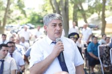 Xaçmaz Rayon İcra Hakimiyyətinin başçısı Elnur Rzayev Qalağan kəndində növbəti səyyar qəbul keçirib