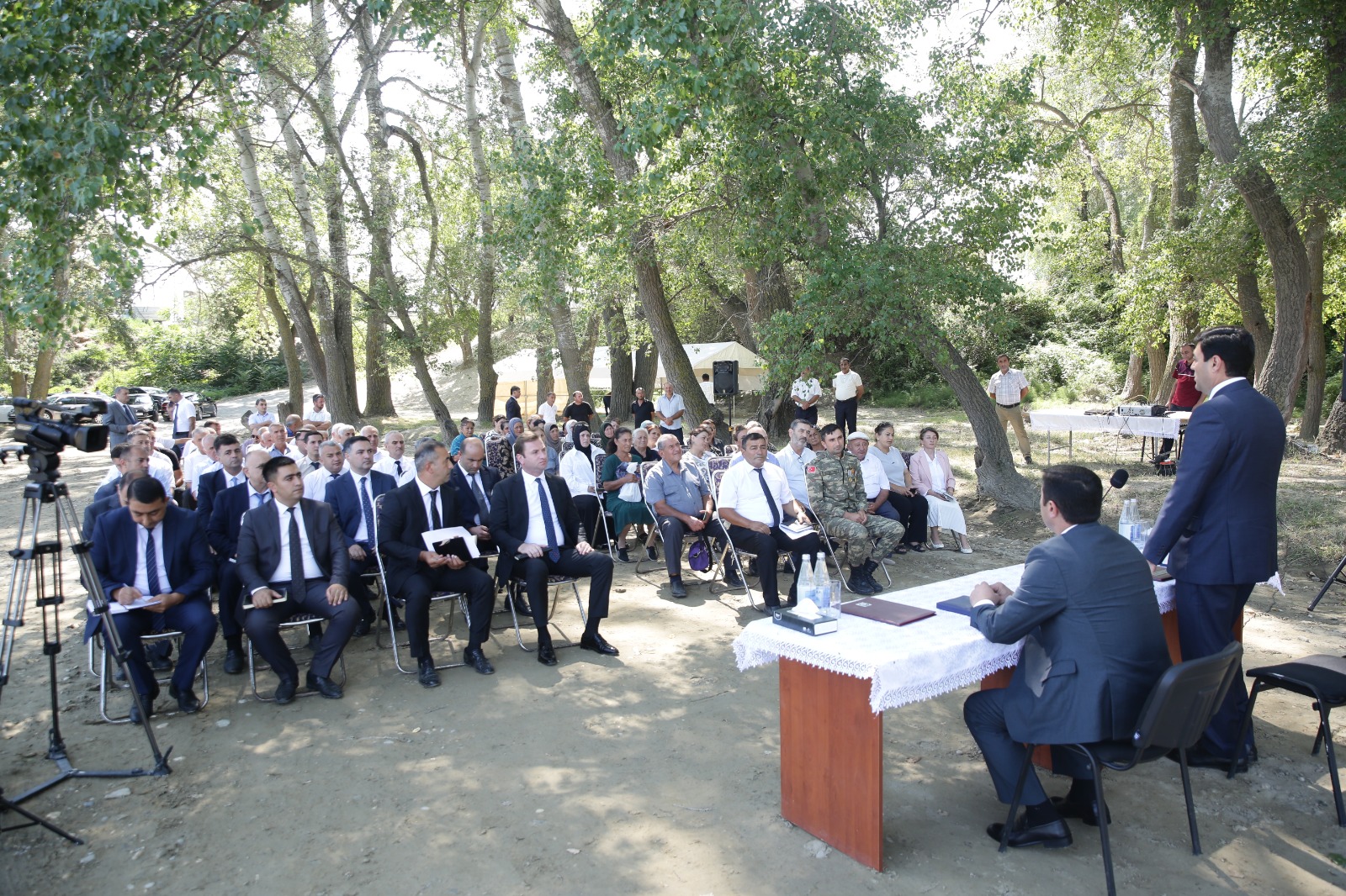 Xaçmaz Rayon İcra Hakimiyyətinin başçısı Elnur Rzayev Qalağan kəndində növbəti səyyar qəbul keçirib