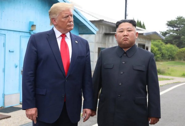 Donald Tramp Şimali Koreyanın 57 nüvə silahına malik olduğunu bildirib