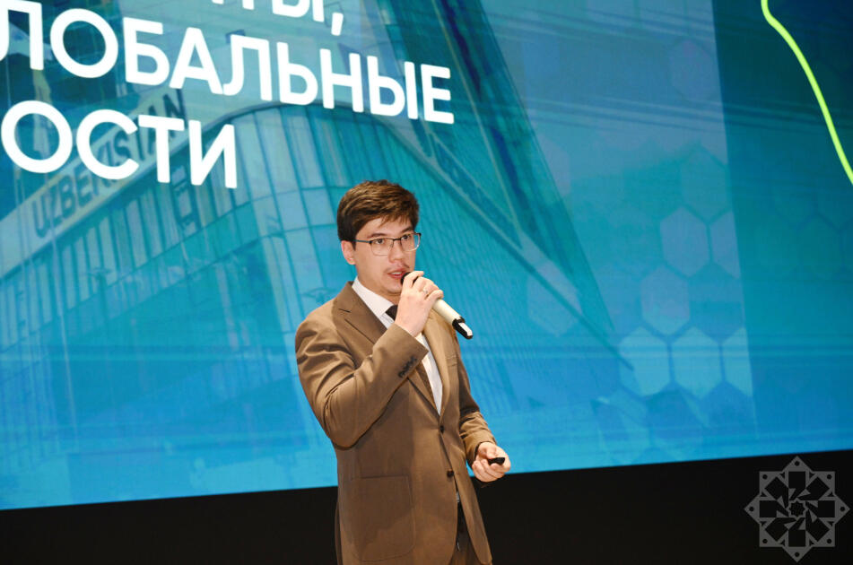 Azərbaycan mediası nümayəndələri IT Park Uzbekistan ekosistemi ilə tanış olublar (FOTO)